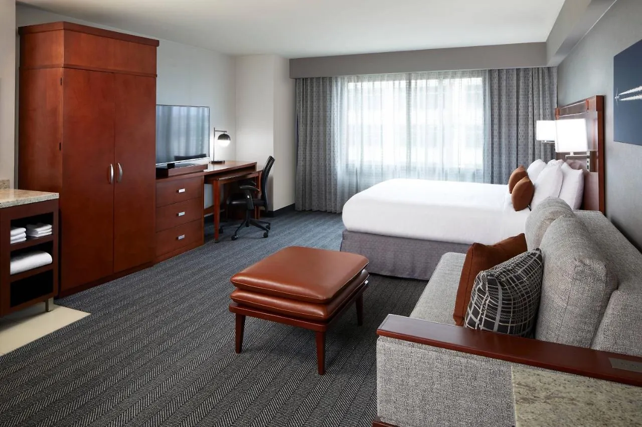 Courtyard By Marriott Los Angeles Lax / Century Boulevard Hotel
