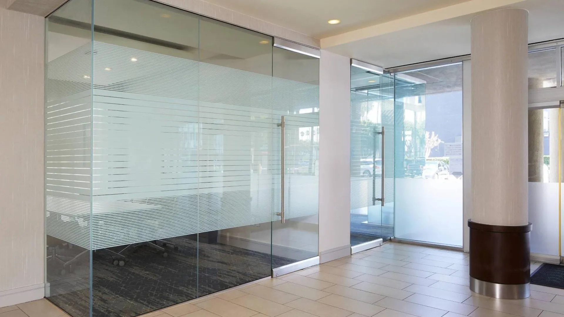 Hotel Courtyard By Marriott Los Angeles Lax / Century Boulevard