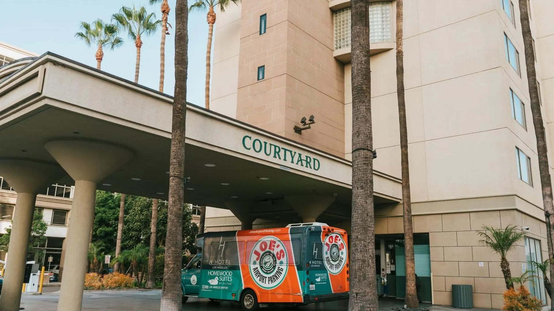 Courtyard By Marriott Los Angeles Lax / Century Boulevard Hotel