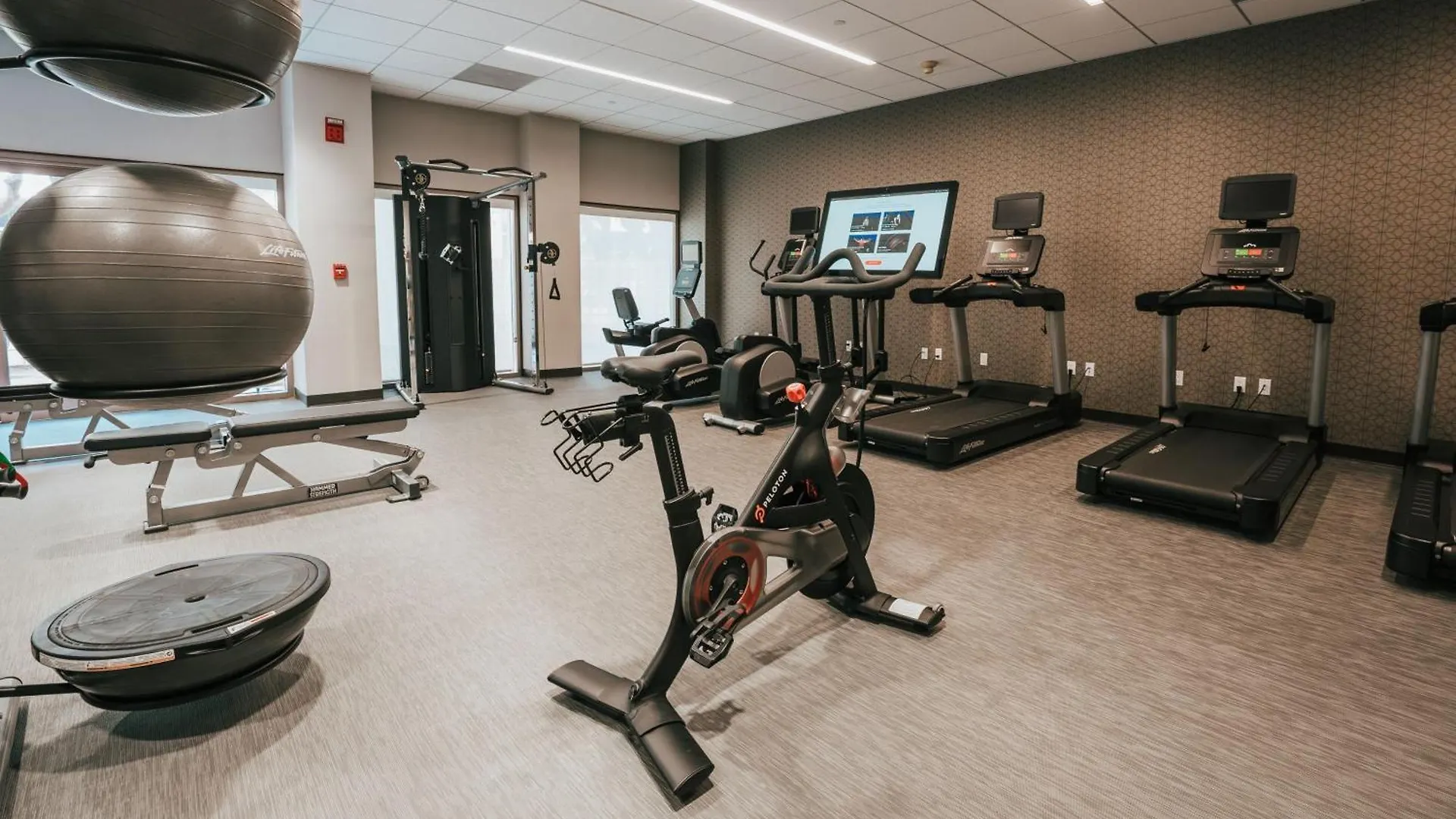 Courtyard By Marriott Los Angeles Lax / Century Boulevard
