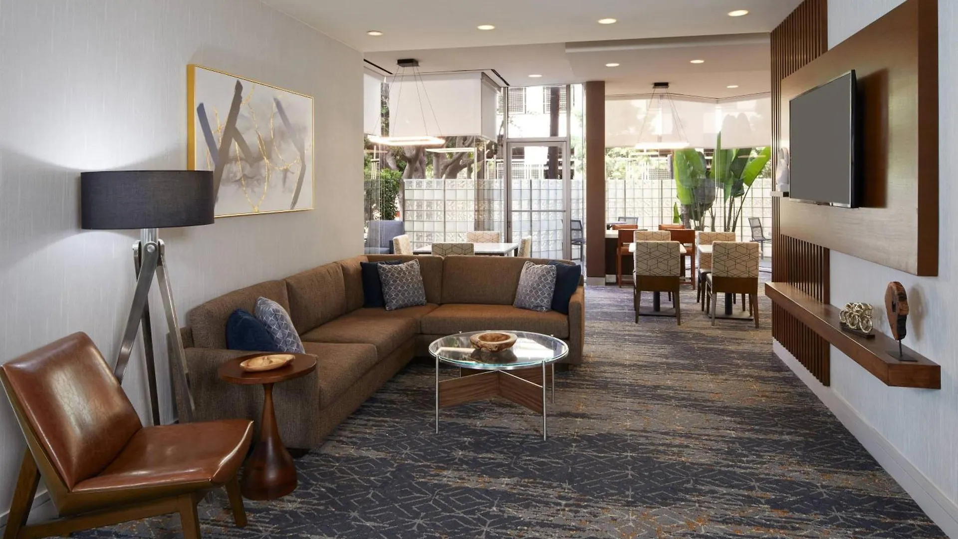 Courtyard By Marriott Los Angeles Lax / Century Boulevard