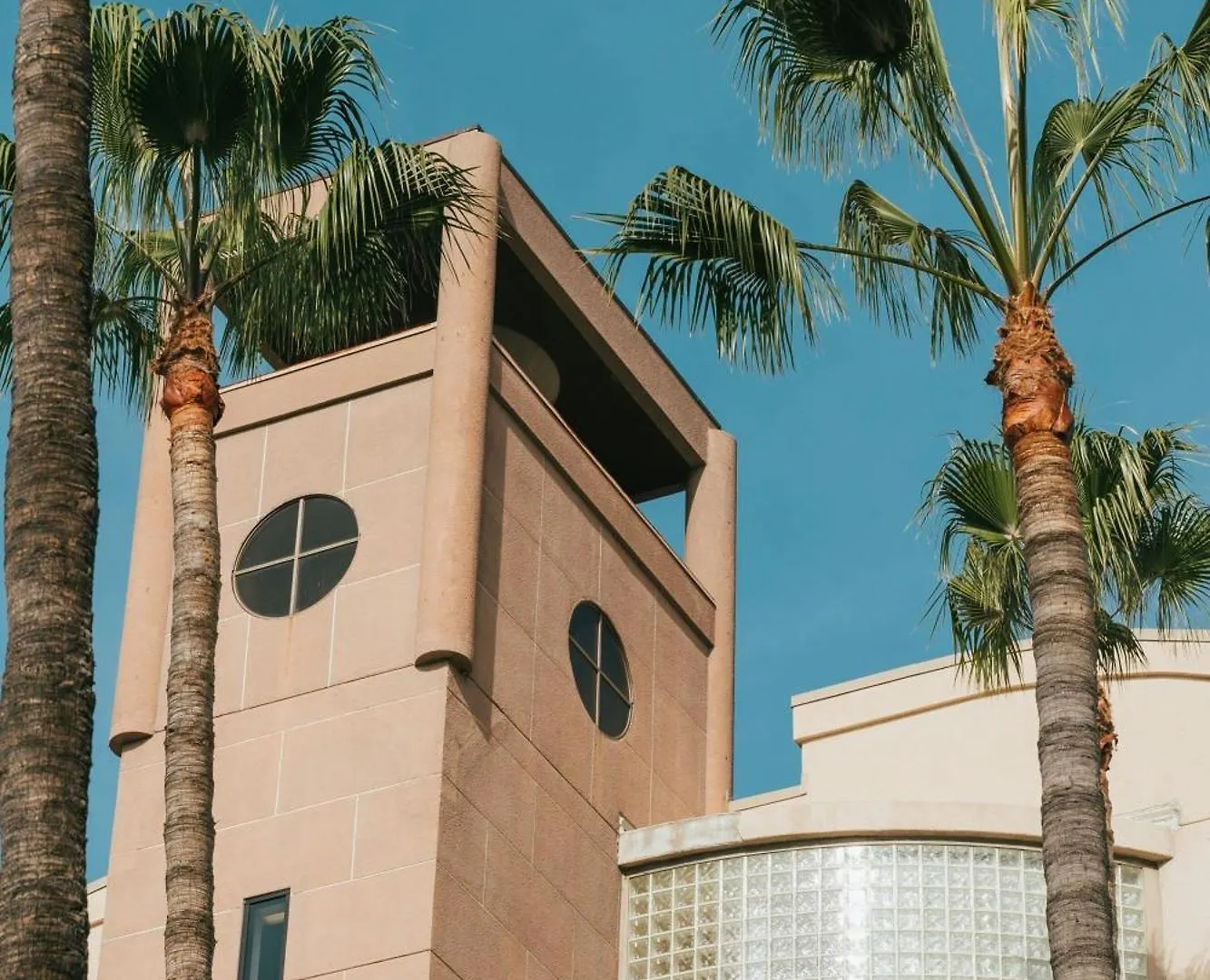 Courtyard By Marriott Los Angeles Lax / Century Boulevard 3*,